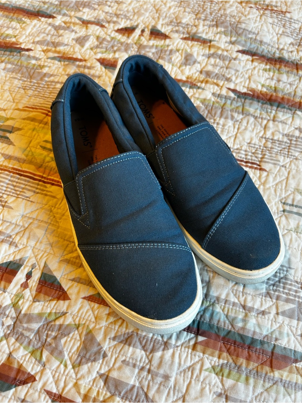 Toms women's Slip-On Canvas Loafers in Navy Blue